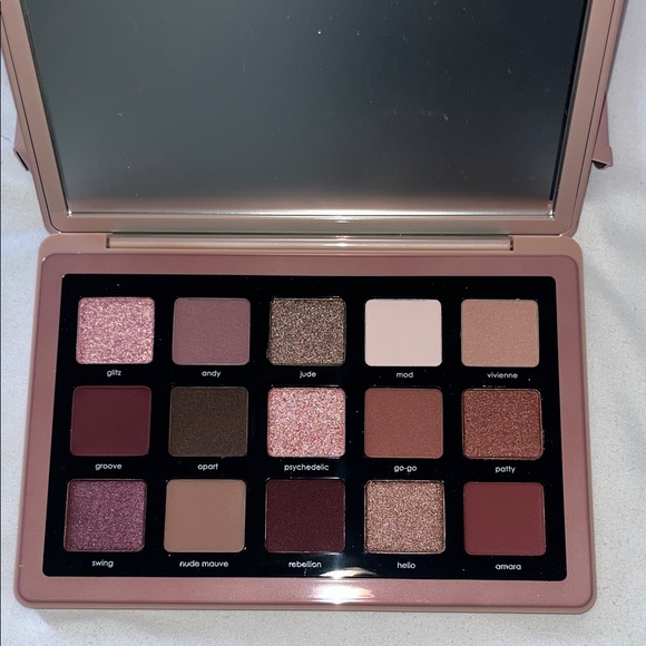 Natasha Denona Retro Palette - never used - Picture 4 of 6